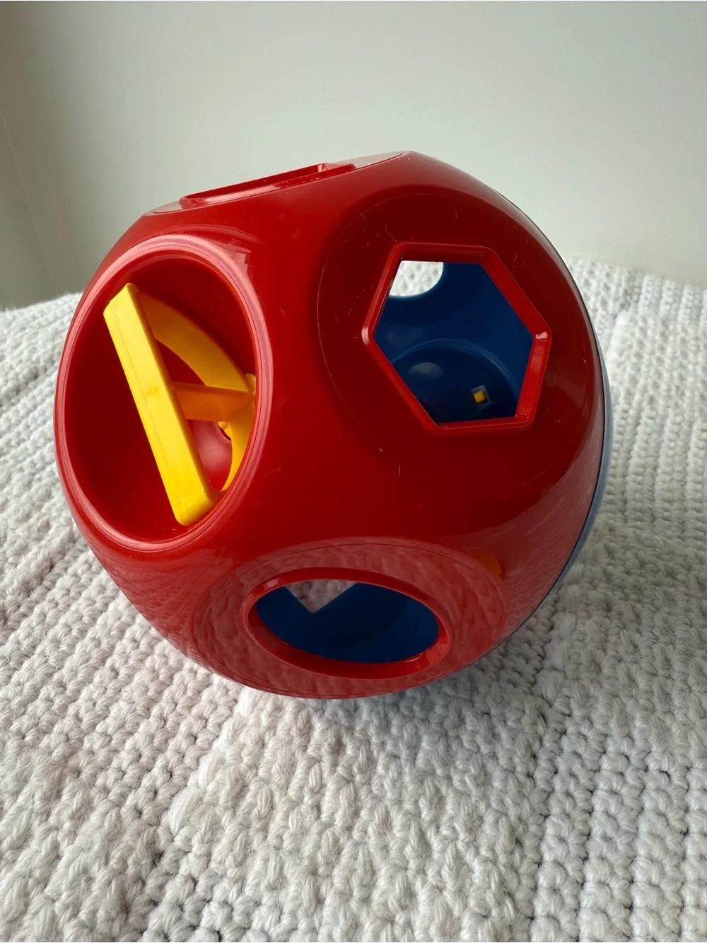 Tupperware Shape O Ball Toy
